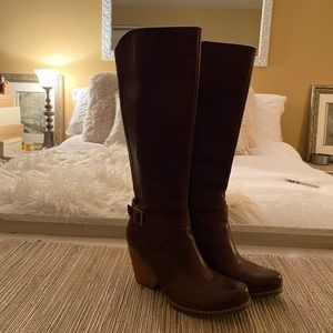 Korks Tall Brown Boots